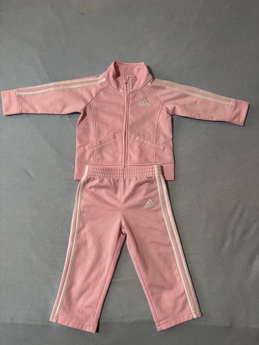 Спортен екип Adidas 12м
