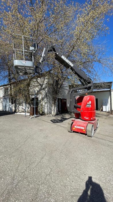 Продам коленый manitou 120
