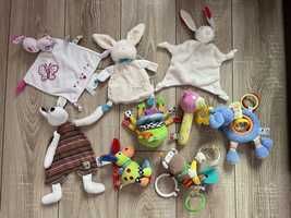 Плюшени бебешки играчки