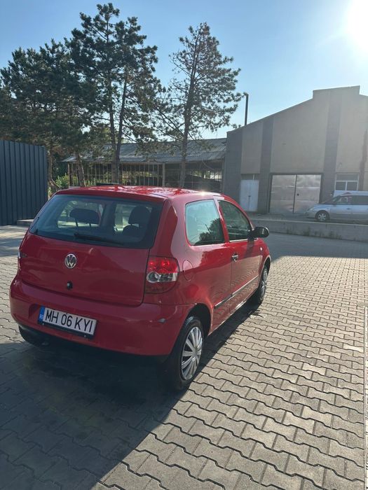 Volkswagen Fox 2006 – 1.2 benzină, manuală – 1.100 € negociabil