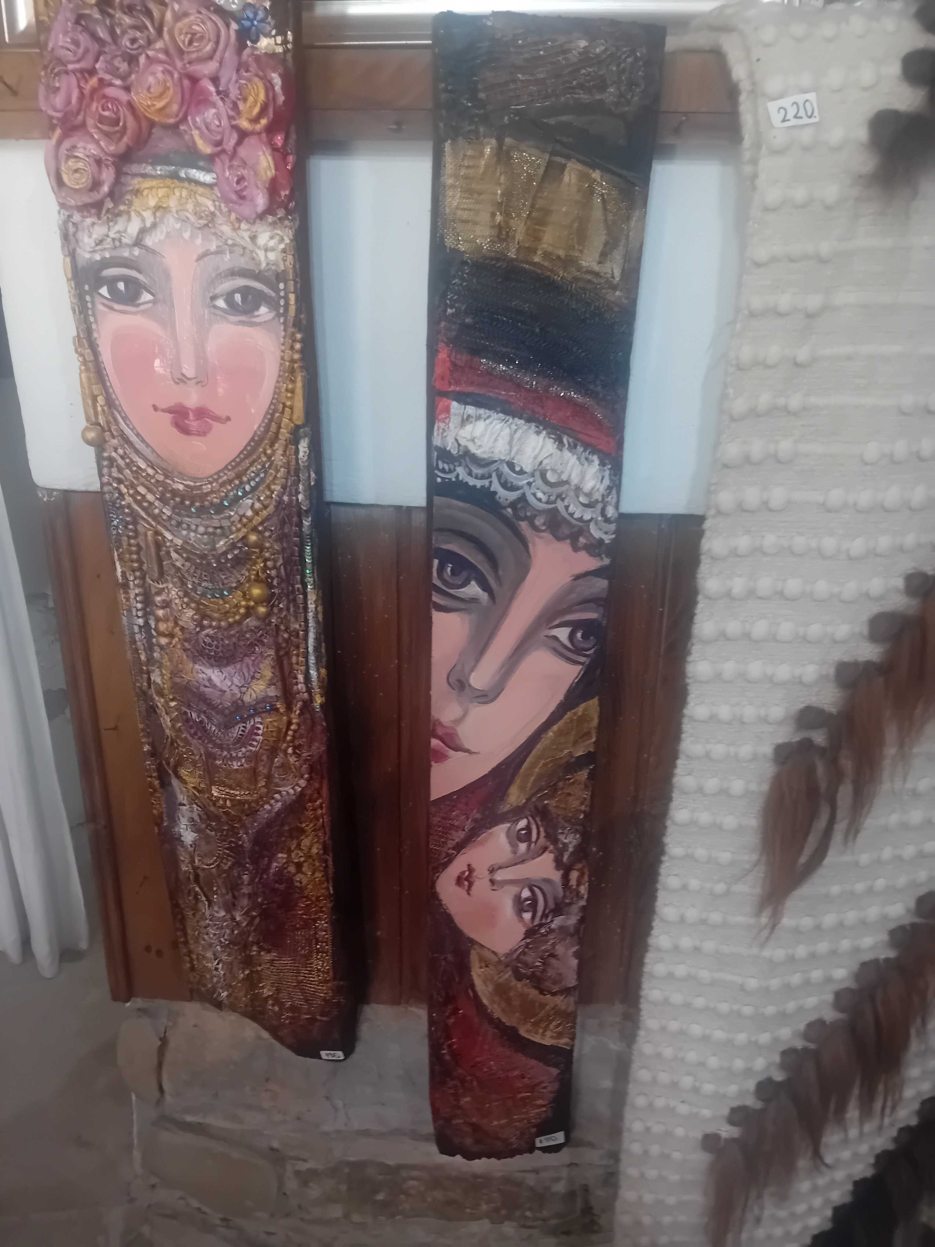 Пано-дървено рисувано ,ръчна изработка.