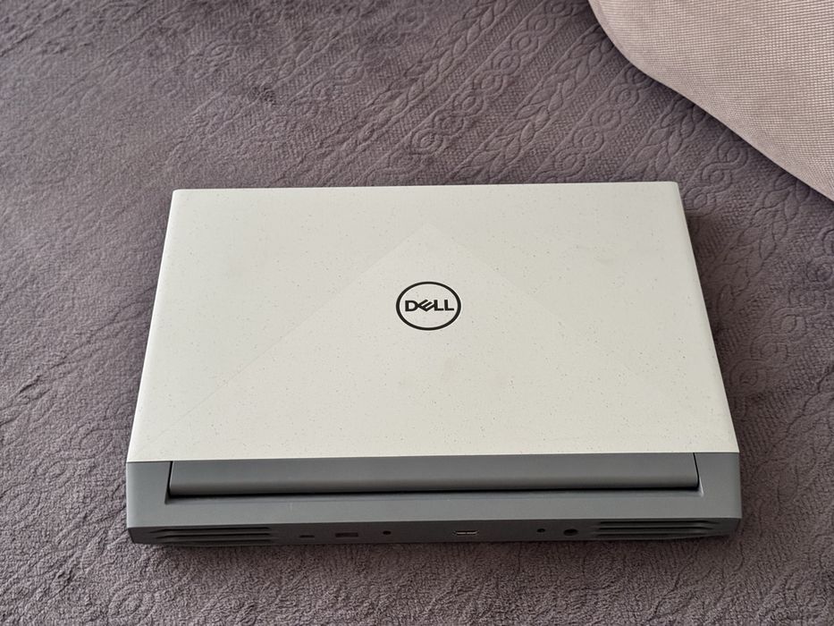 15.6’FHD IPS 120Hz/RTX 3060 6GB/Dell Gaming/Ryzen 7-5800H/12GB/512GB