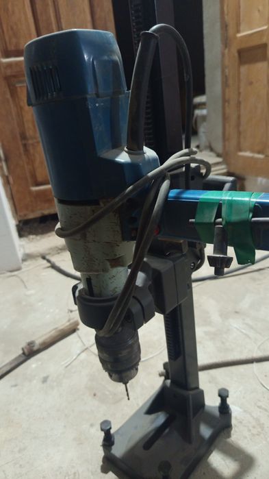 стойка сверльная