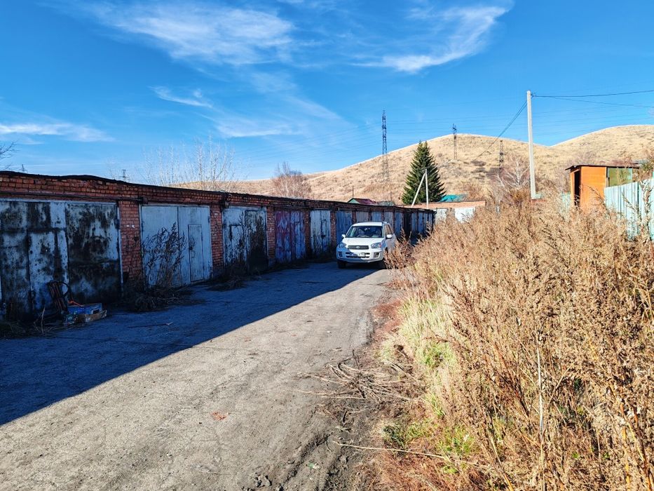 Гараж, полностью у закончен