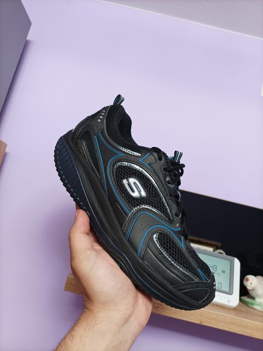 Adidasi skechers nr 38