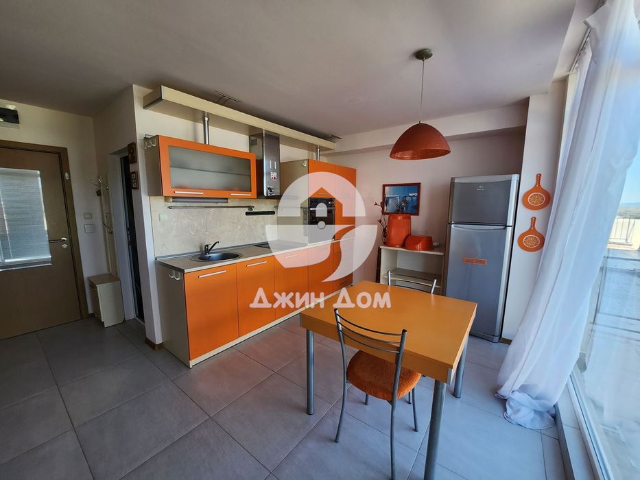 Продава се Двустаен апартамент в к.к. Слънчев бряг - 77 кв.м за 908 €/кв.м - Снимка #3