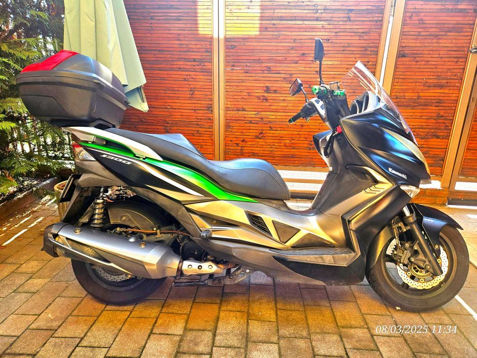 Kawasaki j300 scooter