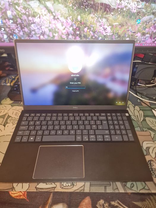 Dell Vostro 15 5501 – i5 1035G1, 16GB RAM, 256GB SSD