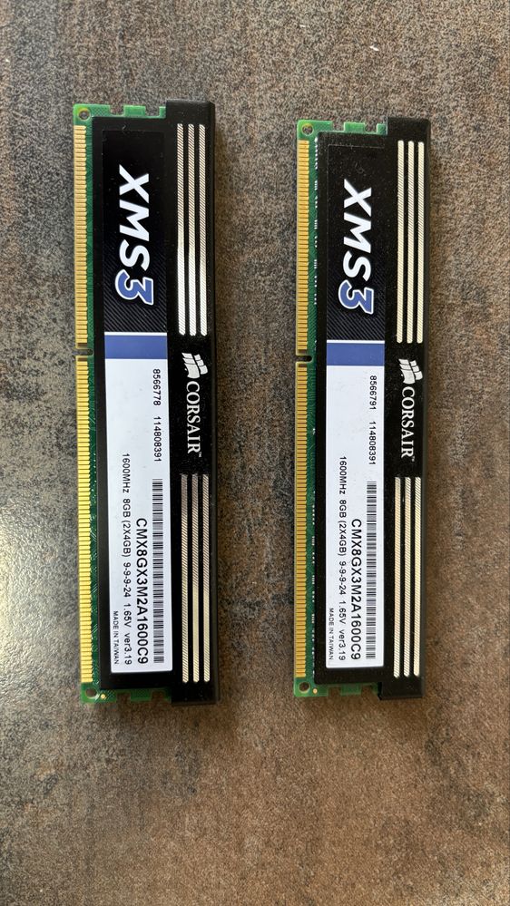 Kit Memorii DDR3 Corsair 8 GB 2x4 GB