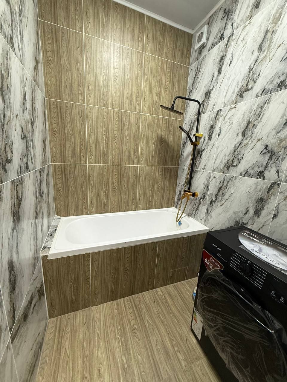Чиланзар 8 квартал 1в2/2/4 балкон 1,5*3 площадь 33кв.м мебель техника