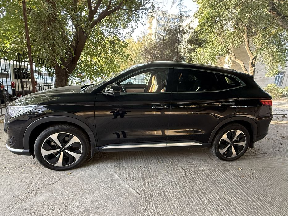 СРОЧНО!!!    BYD Song Plus Gibrid   1-pozisa