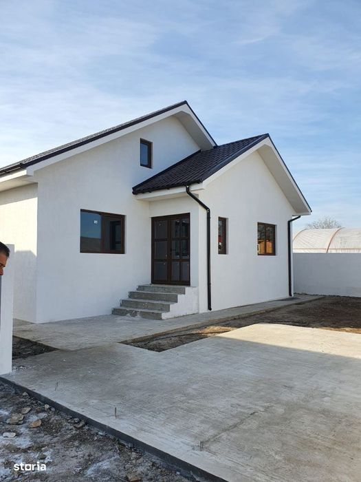 Casa 3 /4 cam. in loc. Lumina,, între 75 000 mii și 85000