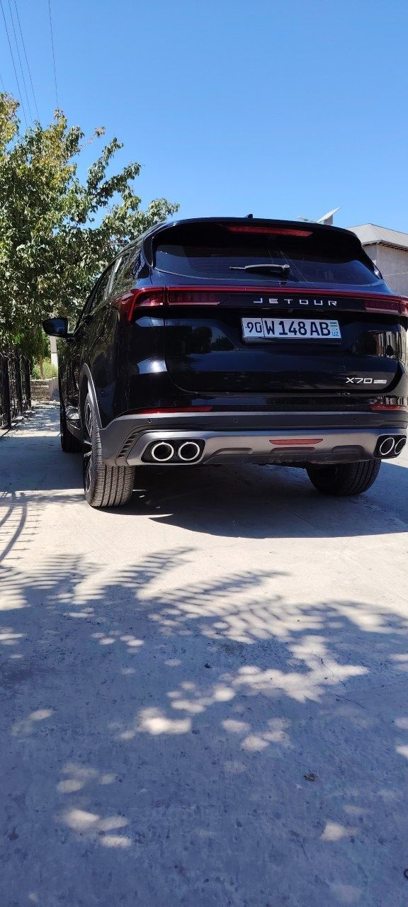 Jetour X70pilus sotiladi