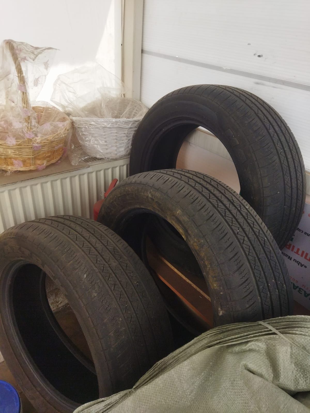 Продам шины р19 срочно торг есть