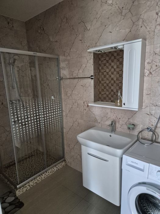 Sea view apartament 2 camere cu parcare privata