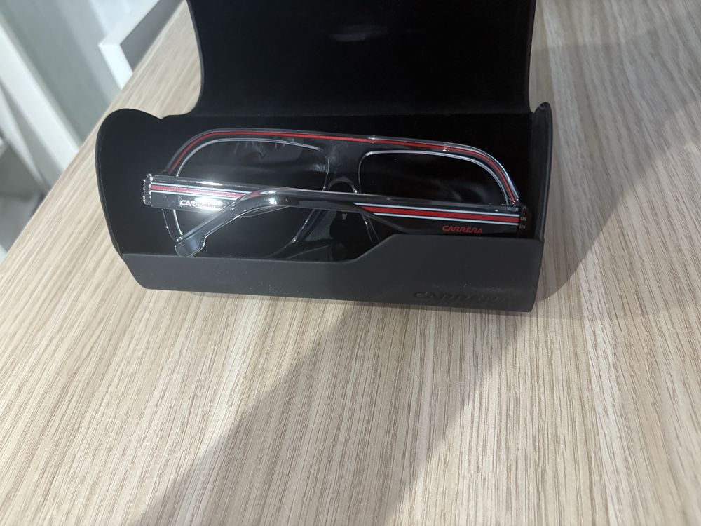 Слънчиви очила CARRERA