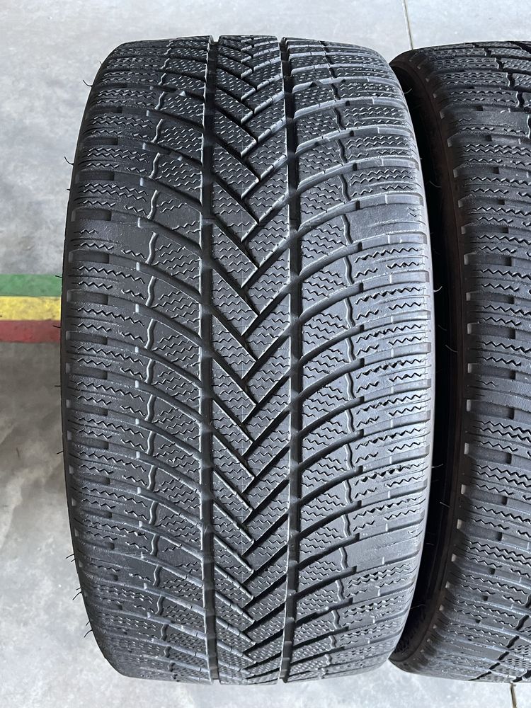 Set Anvelope Cauciucuri M+S Bridgestone 255 35 R20 Originale 2020
