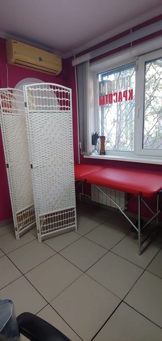 Сдам кушету в салоне красоты