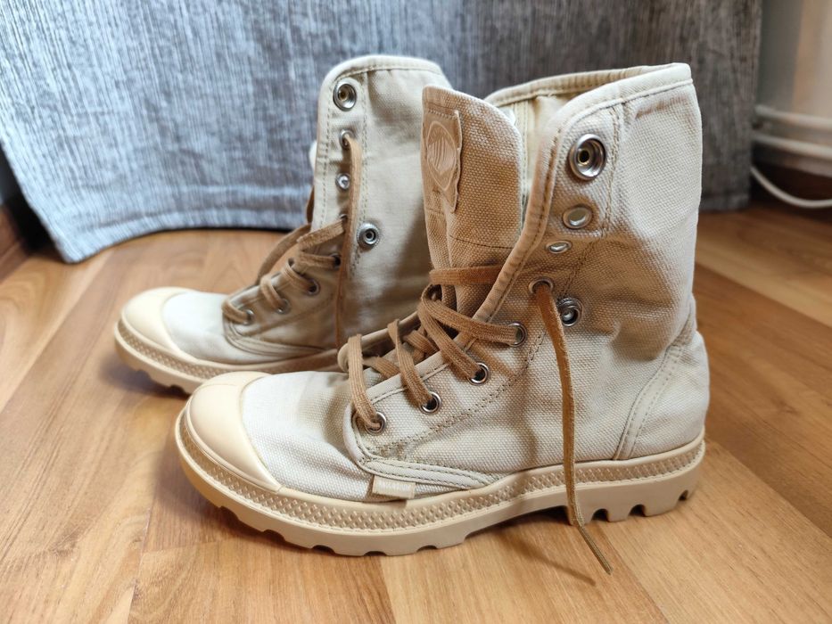 Bocanci Palladium pt.femei ,marimea 37