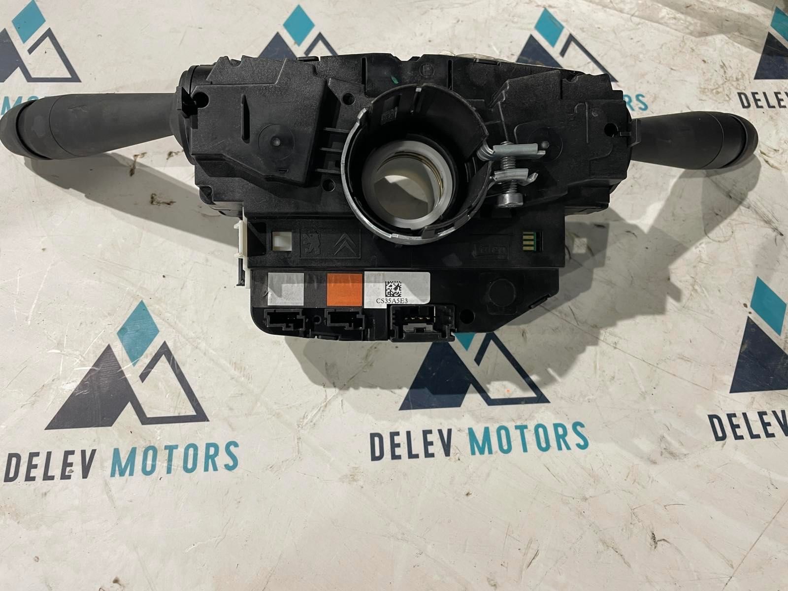 98351983ZD02 лостчета за мигачи фарове чистачки от Peugeot 208 1.5 HDi