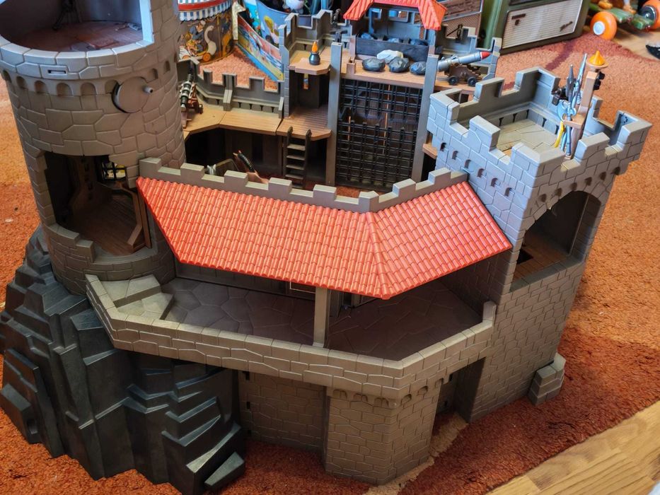 Playmobil- Modelul 4865 castel cavaleri