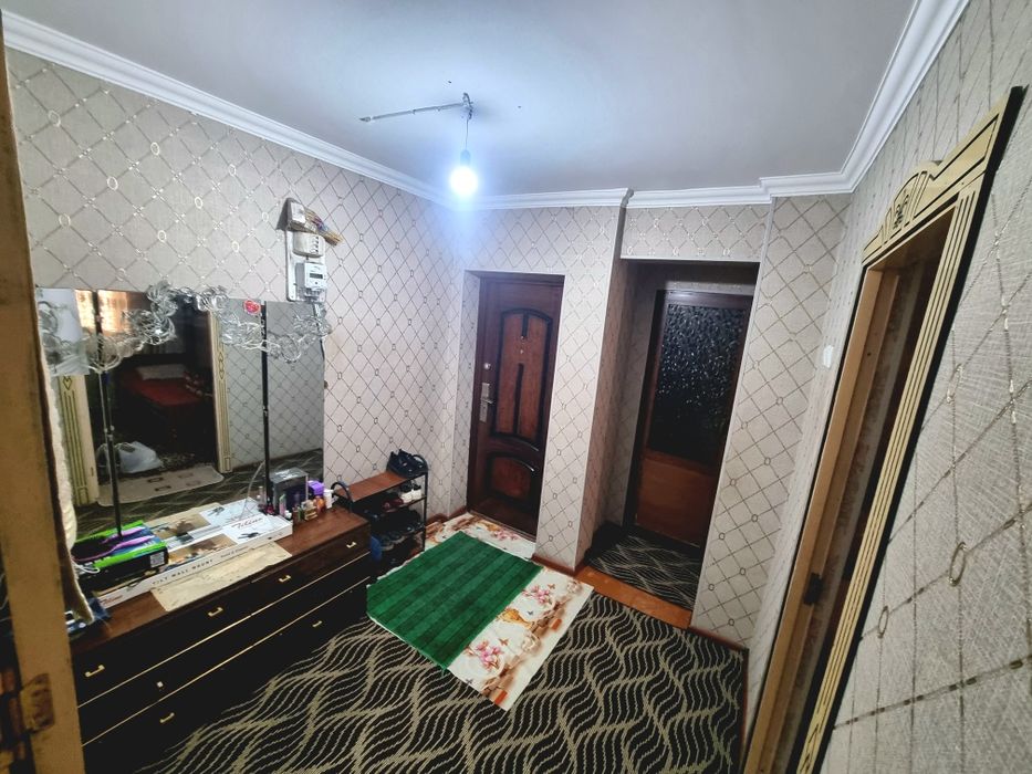 Uy sotiladi srochna !!! Euro remontda