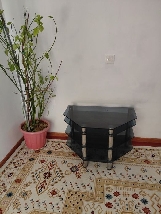 Срочно продам тв подставка