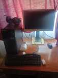 PC full ,cu toate accesoriile la el!