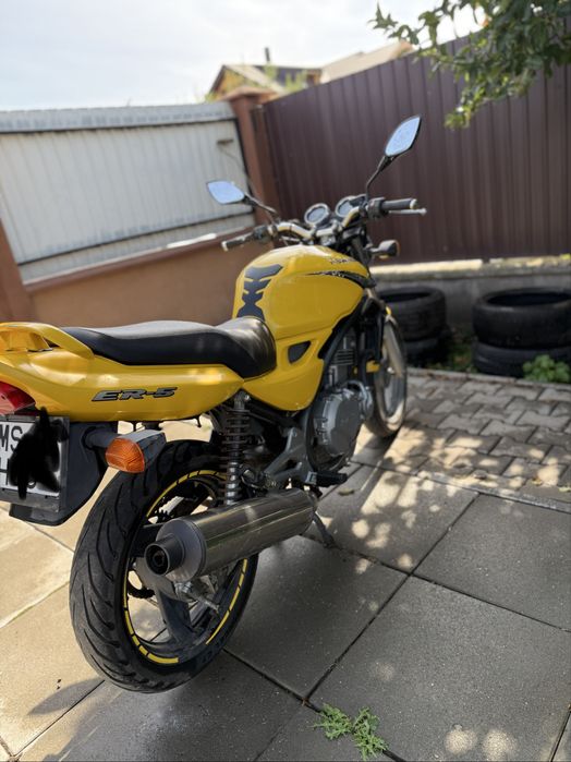 Vand motocicleta KAWASAKI ER5