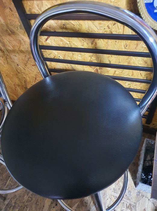 Set 2 Scaune Bar, sezut piele ecologica neagra, stare foarte buna