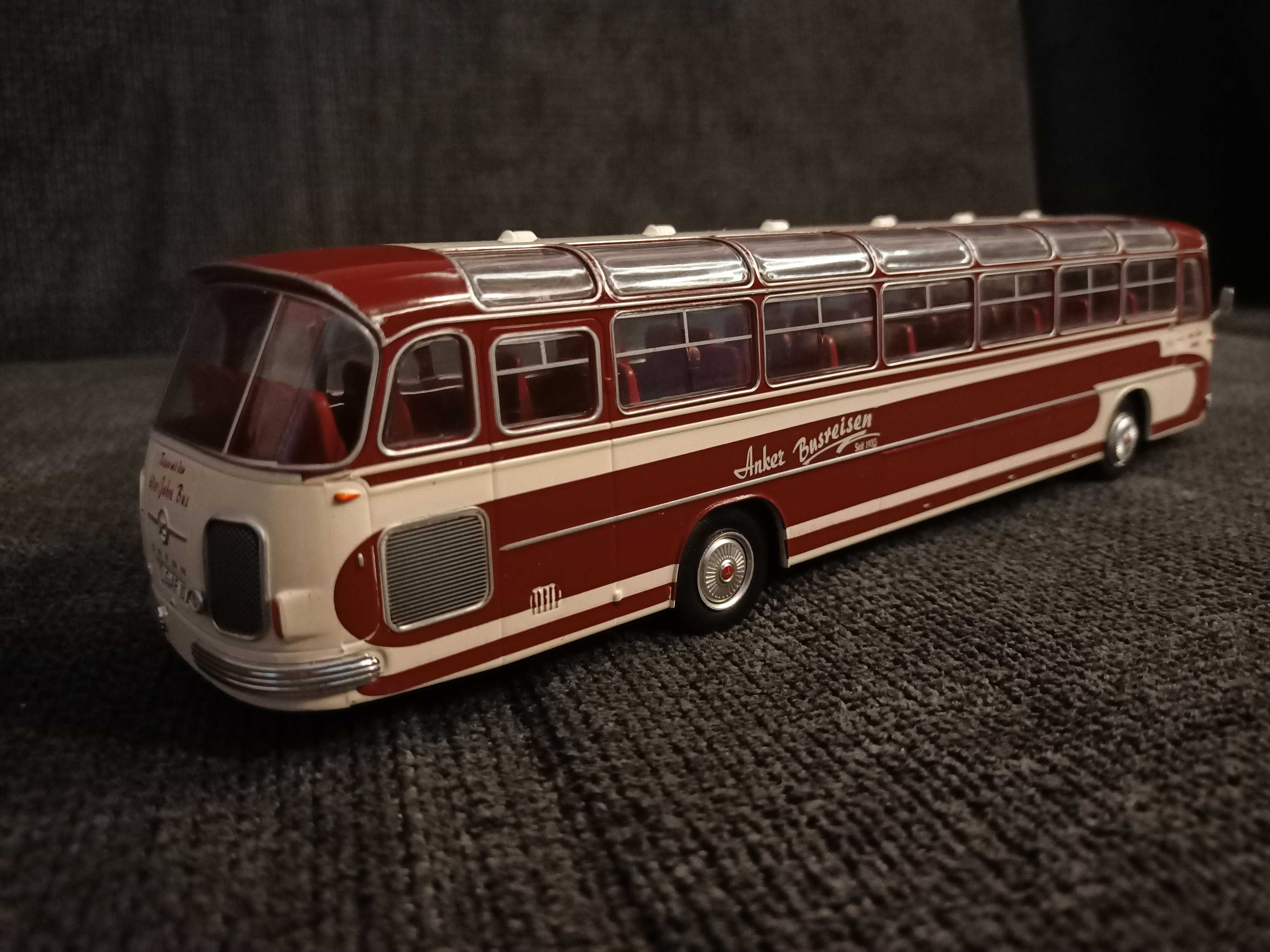 Автобус Сетра S 14 , на Hachette , мащаб 1:43 , нов в блистер