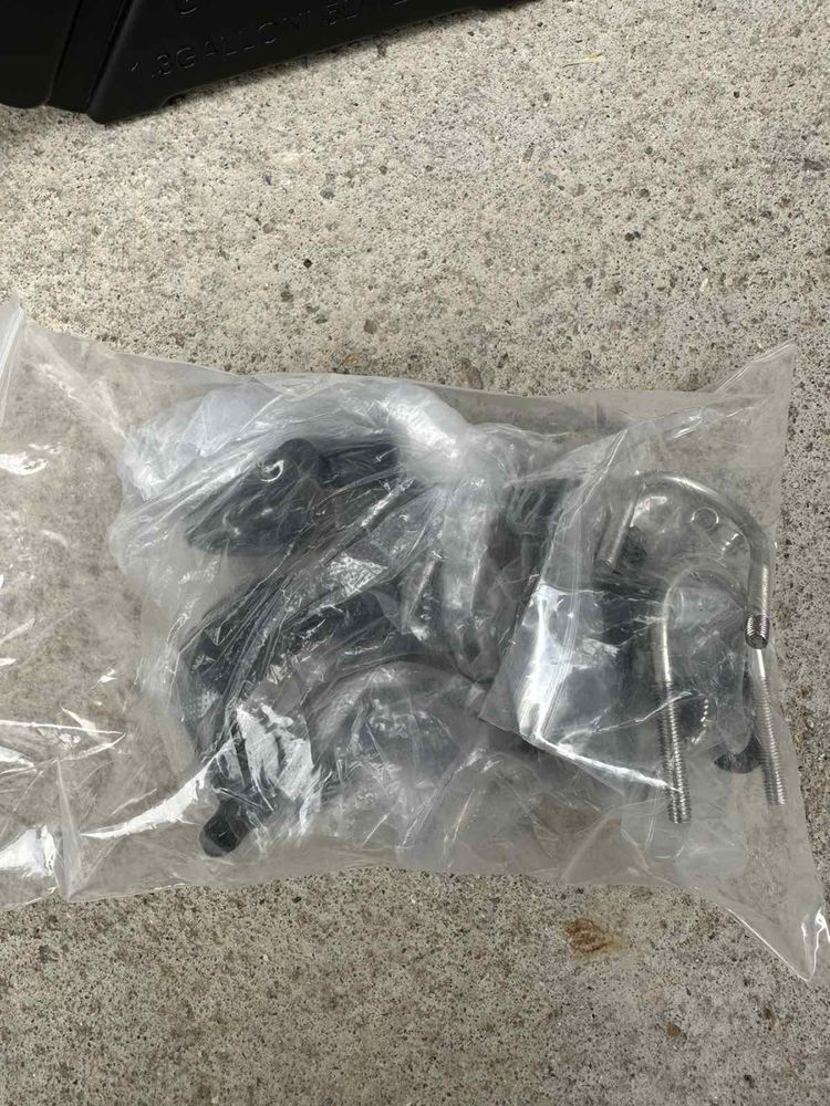 5 л HDPE туба с ключалка + монтаж за ATV/UTV/Мотор, здрава и устойчива