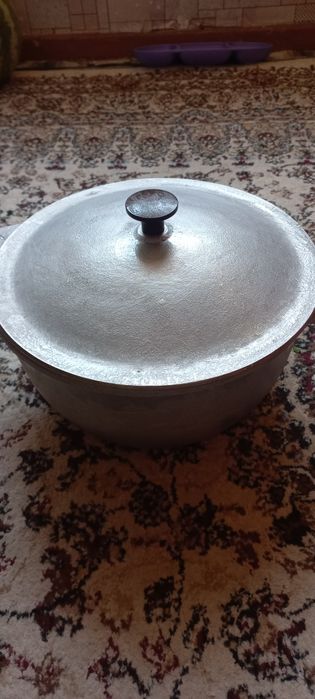 Продается казан,бу,советский,8л