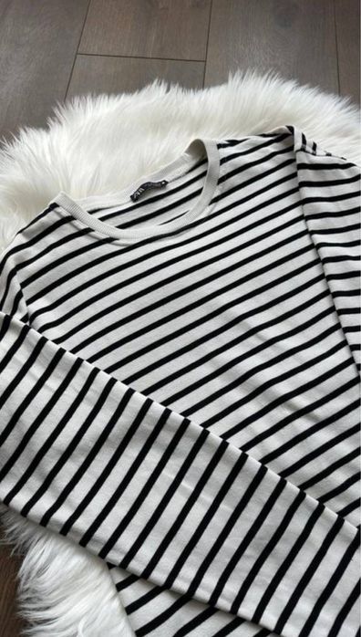 Лонгслив в полоску