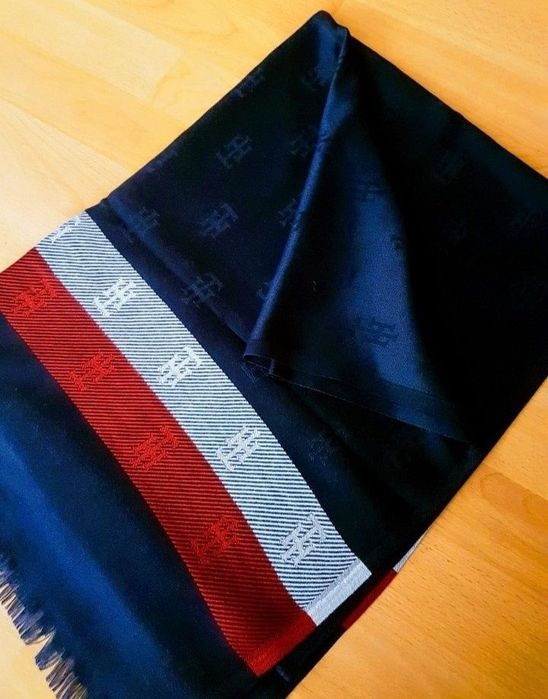 Esarfa/sal Tommy Hilfiger, model unisex, new collection