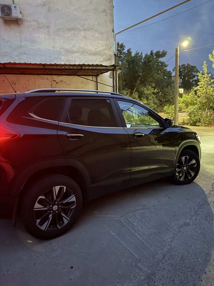 Tracker 2 Premier