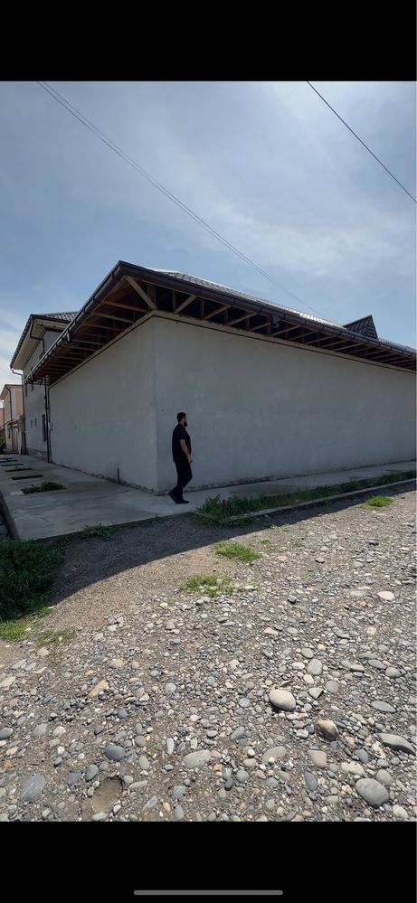 Jomboy sentrda 2 etajli xovli evro remont