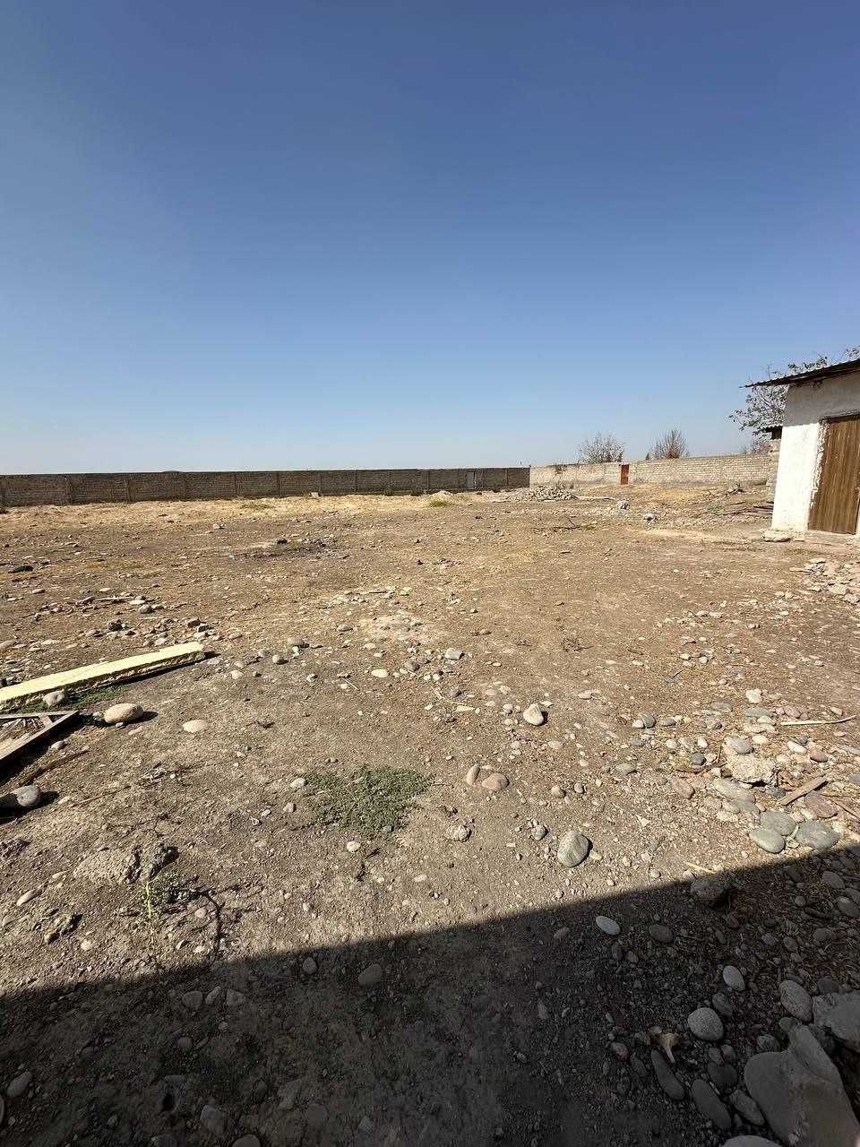 Продается участок 12 соток недалеко от парка Янги Узбекистан