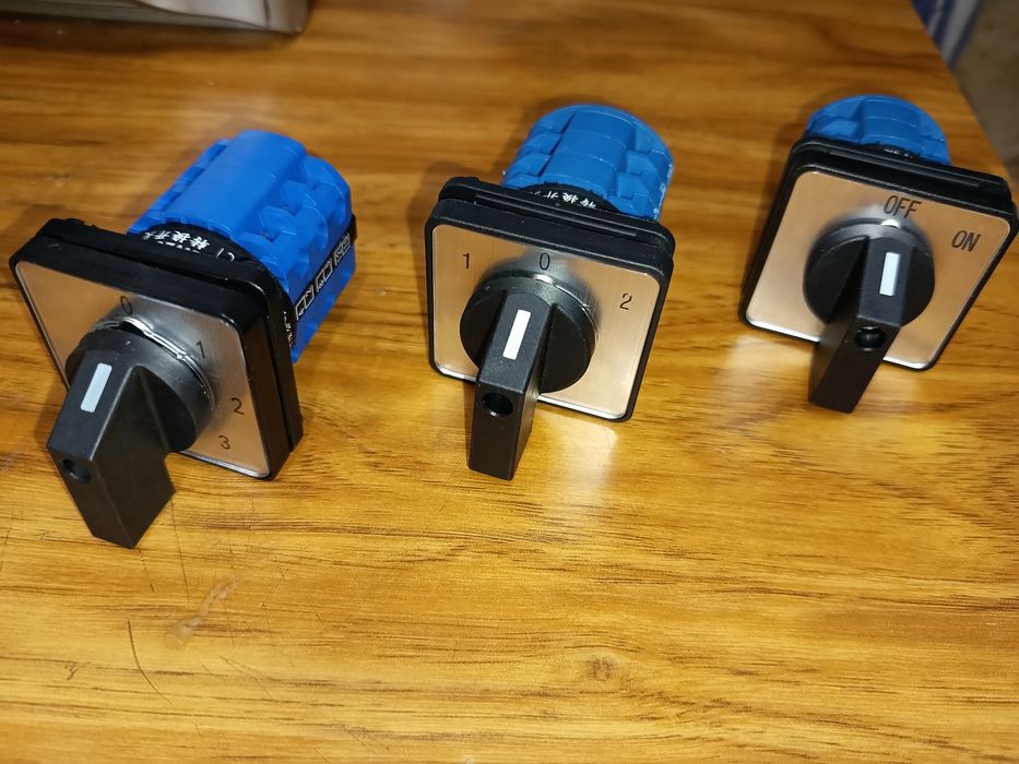 Переключатели кулачковые, пакетные.