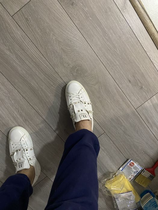 Vand adidasi Valentino rockstud