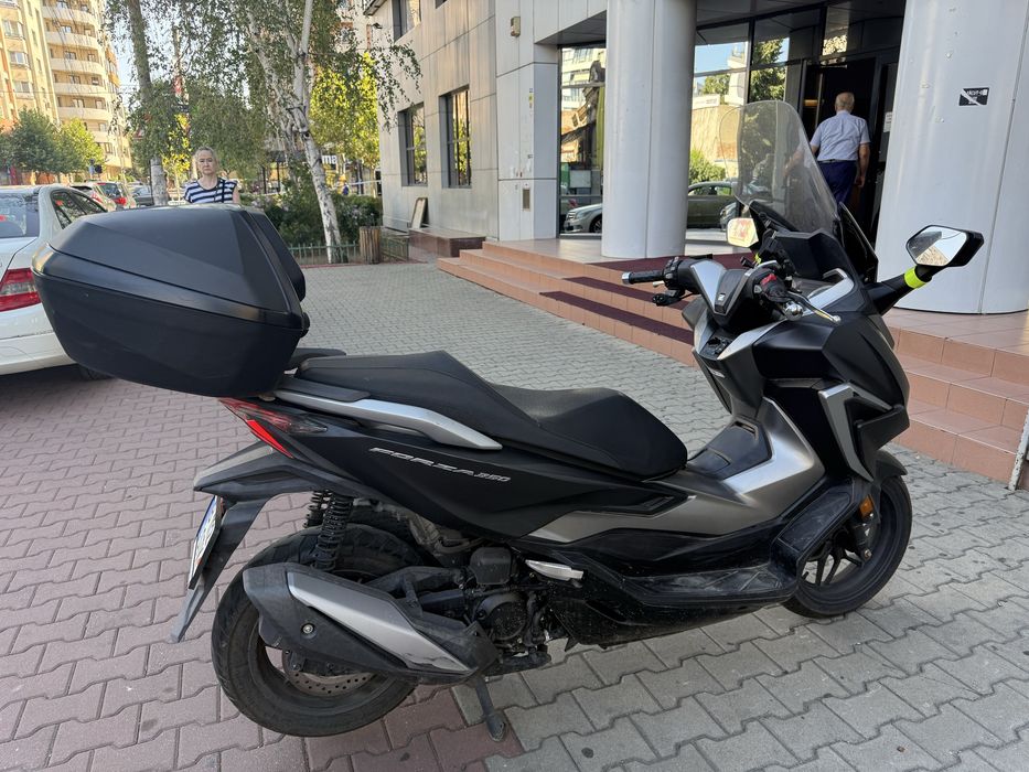 Honda Forza 350,  04/2022 Inmatriculat