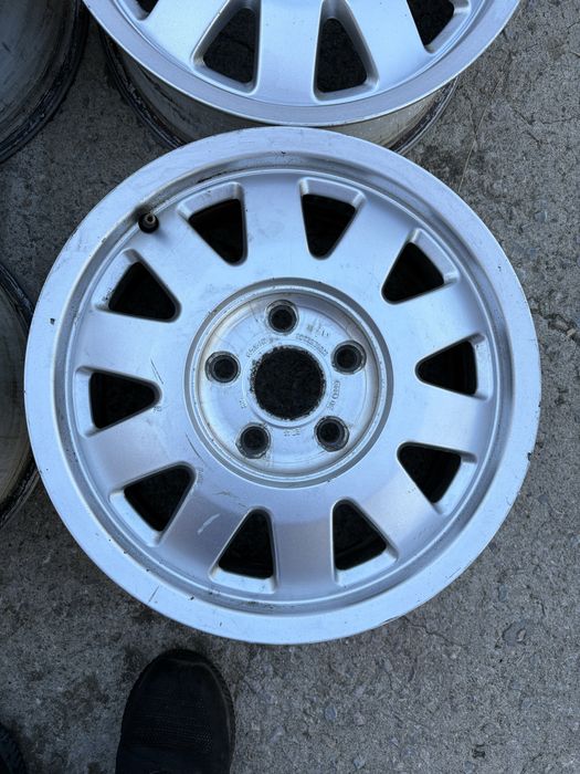 Джанти от audi b5 15-kи 5х112