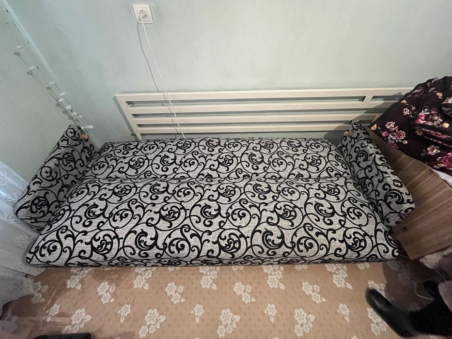 Диван угалок сатылады жағдайы жақсы ауыр