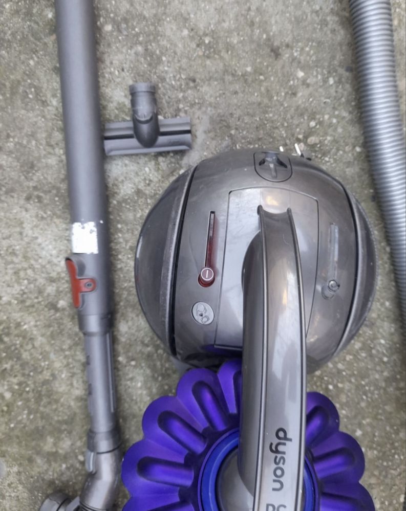 Dyson DC 37 allergy aspirator