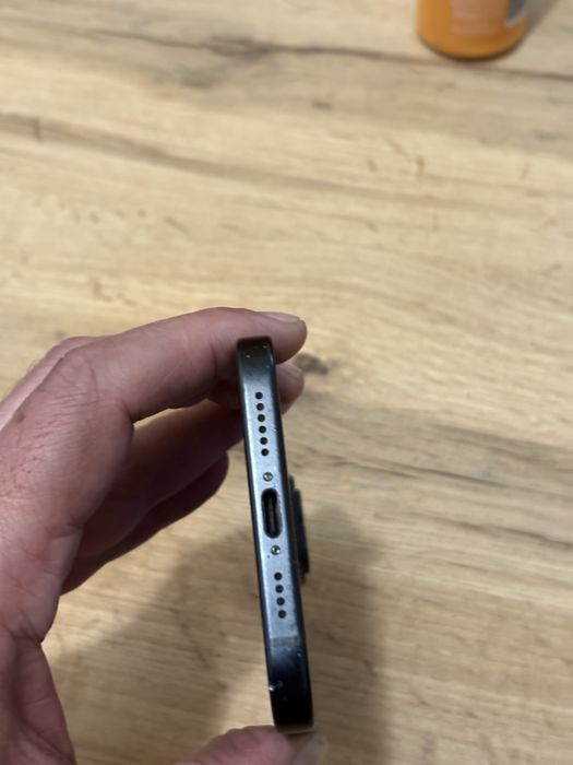 Iphone 15 plus с остатъчна гаранция Vivacom