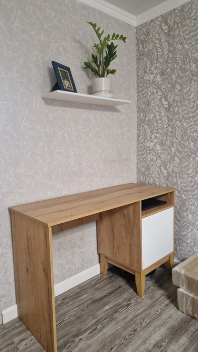 Стол письменный компьютерный