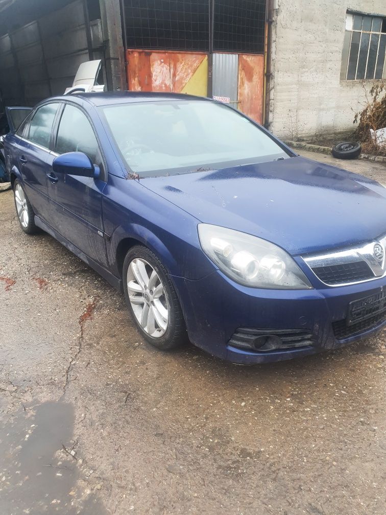 Dezmembrez Vectra C Facelift 1.9 CDTI 150 cai