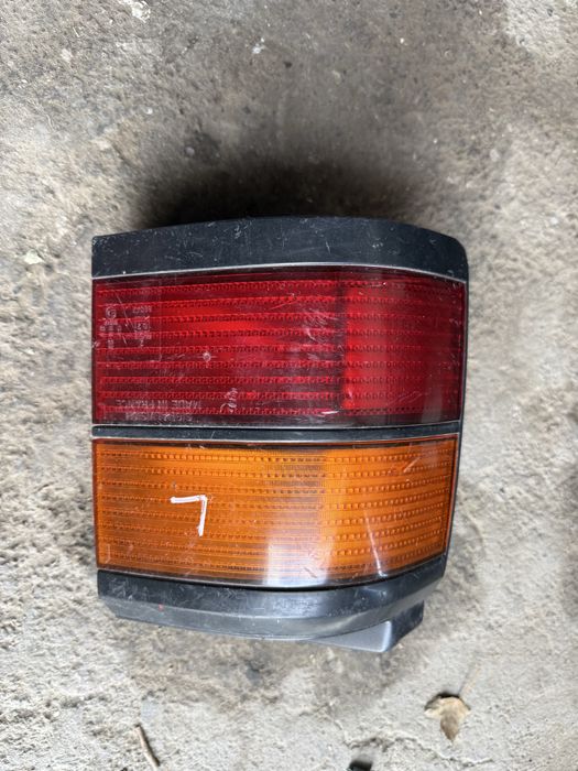 Левый боковой фары