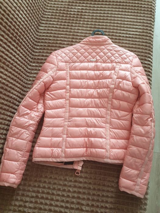 Geaca Guess originala