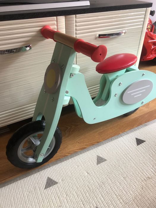 Дървено баланс колело